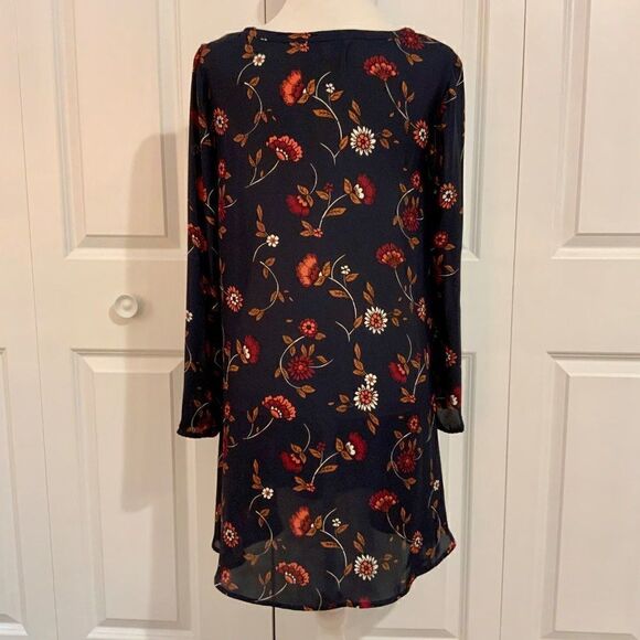Cupcakes and Cashmere Blue Floral Long Sleeve Swing Tunic Dress Medium - Picture 6 of 10